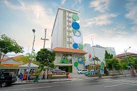 POP Hotel Surabaya