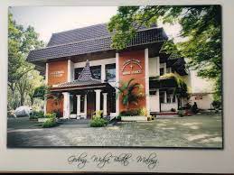 Pastoral Center dan Widya Bhakti Malang