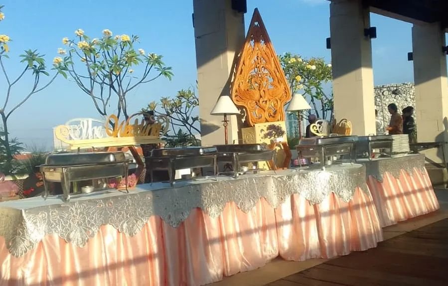 Paket Wedding di Palacio Sky Cafe Surabaya