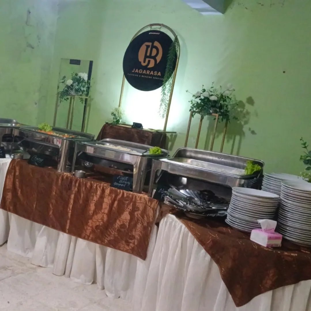 Suasana acara terkait Panduan Juli 2026: Menentukan Jumlah Porsi untuk acara rumah di Malang