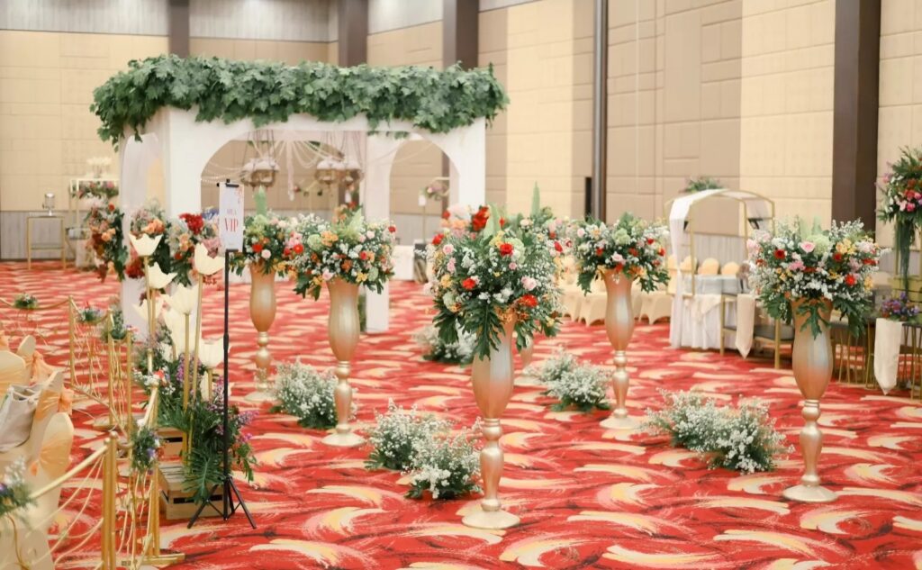 Mulia Grand Ballroom Bigland Bogor Hotel untuk wedding modern
